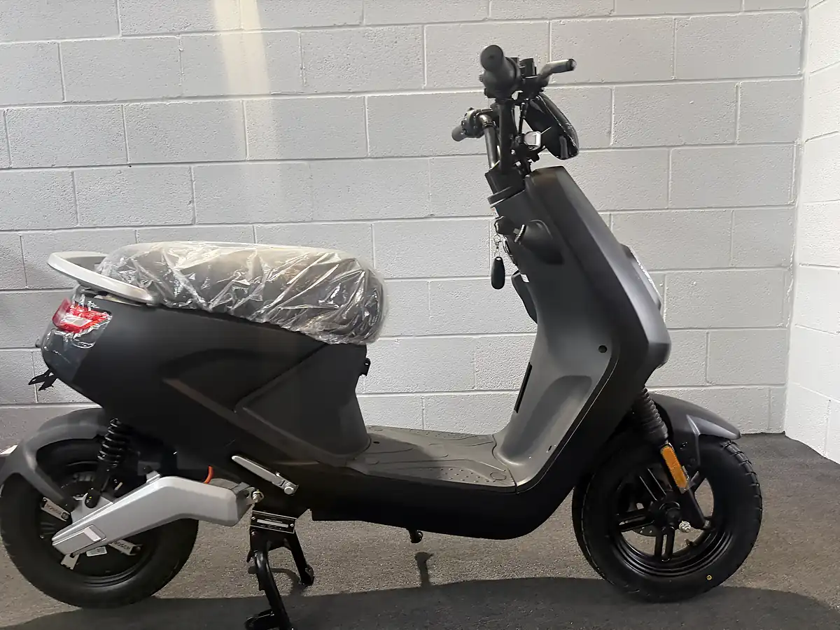 Used 2018 Lexmoto LX04 Black - Interior and Exterior details 2