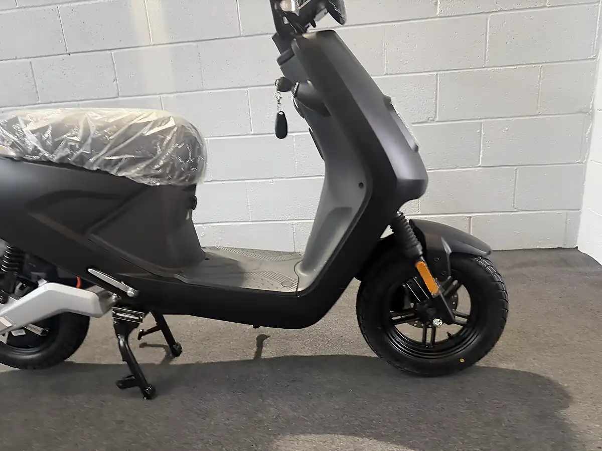 Used 2018 Lexmoto LX04 Black - Interior and Exterior details 3