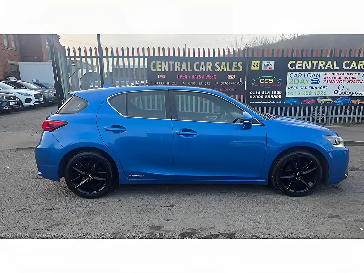 Used 2018 Lexus Ct 200h Blue - Interior and Exterior details 9