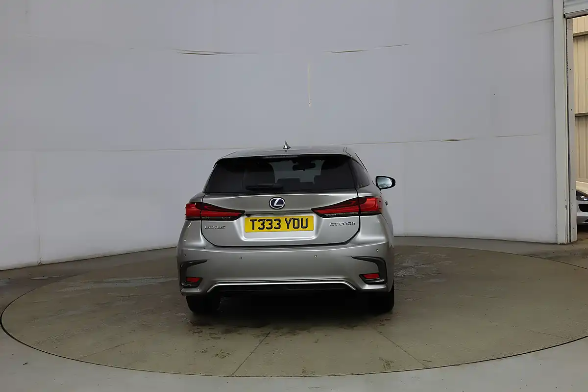 Used 2018 Lexus Ct Luxury Silver - Interior and Exterior details 4