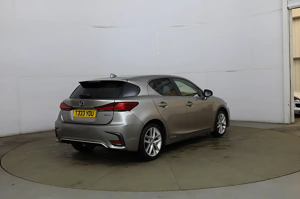 Used 2018 Lexus Ct Luxury Silver - Interior and Exterior details 6