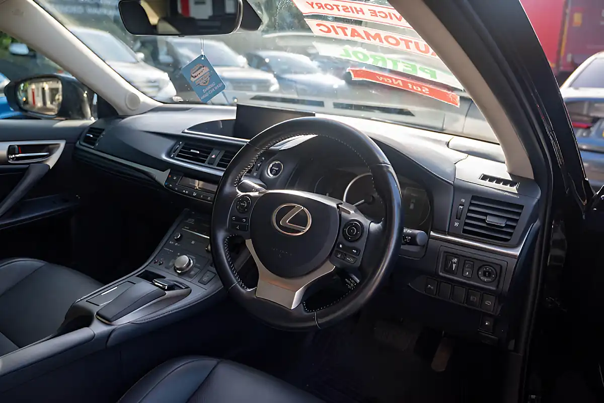 Used 2018 Lexus Ct Premier Graphite Black - Interior and Exterior details 11