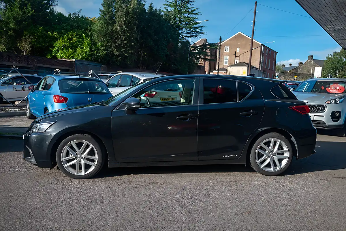 Used 2018 Lexus Ct Premier Graphite Black - Interior and Exterior details 4