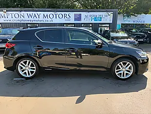 Used 2018 Lexus Ct Se Plus Pack Black - Interior and Exterior details 7