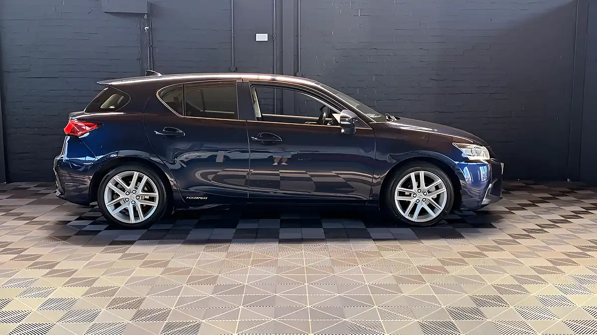 Used 2018 Lexus Ct Se (plus Pack) Blue - Interior and Exterior details 13