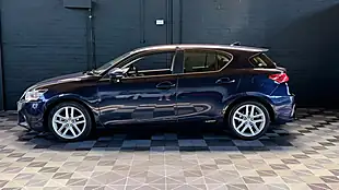 Used 2018 Lexus Ct Se (plus Pack) Blue - Interior and Exterior details 4
