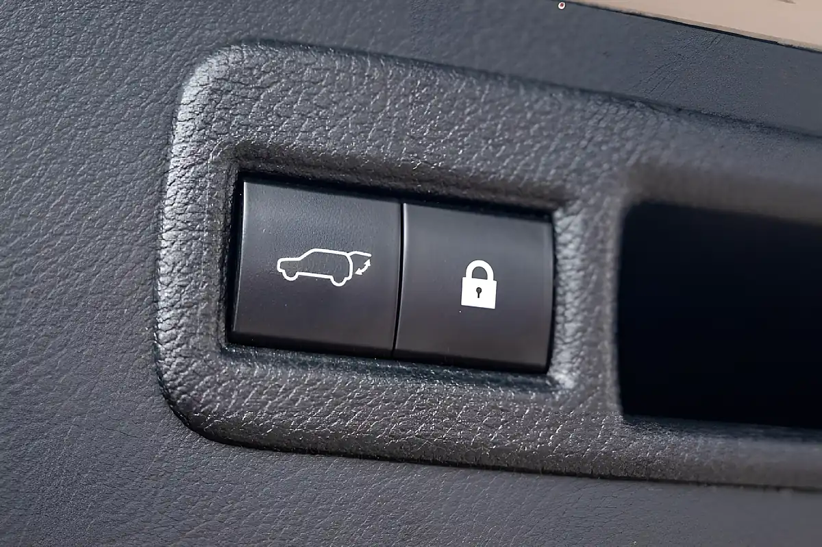 Used 2018 Lexus Nx Luxury Sonic Titanium - Interior and Exterior details 15