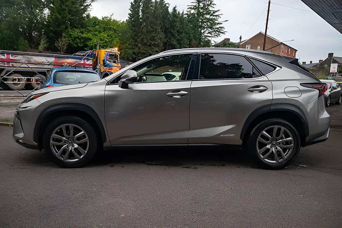 Used 2018 Lexus Nx Luxury Sonic Titanium - Interior and Exterior details 5