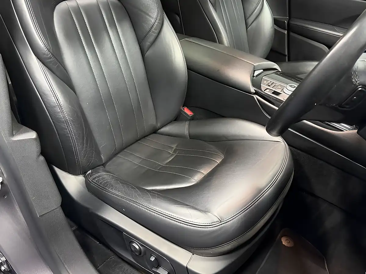Used 2018 Maserati Levante Grigio Maratea - Interior and Exterior details 19