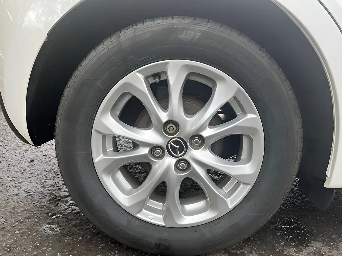 Used 2018 Mazda 2 Se-L Nav Snowflake White - Interior and Exterior details 15
