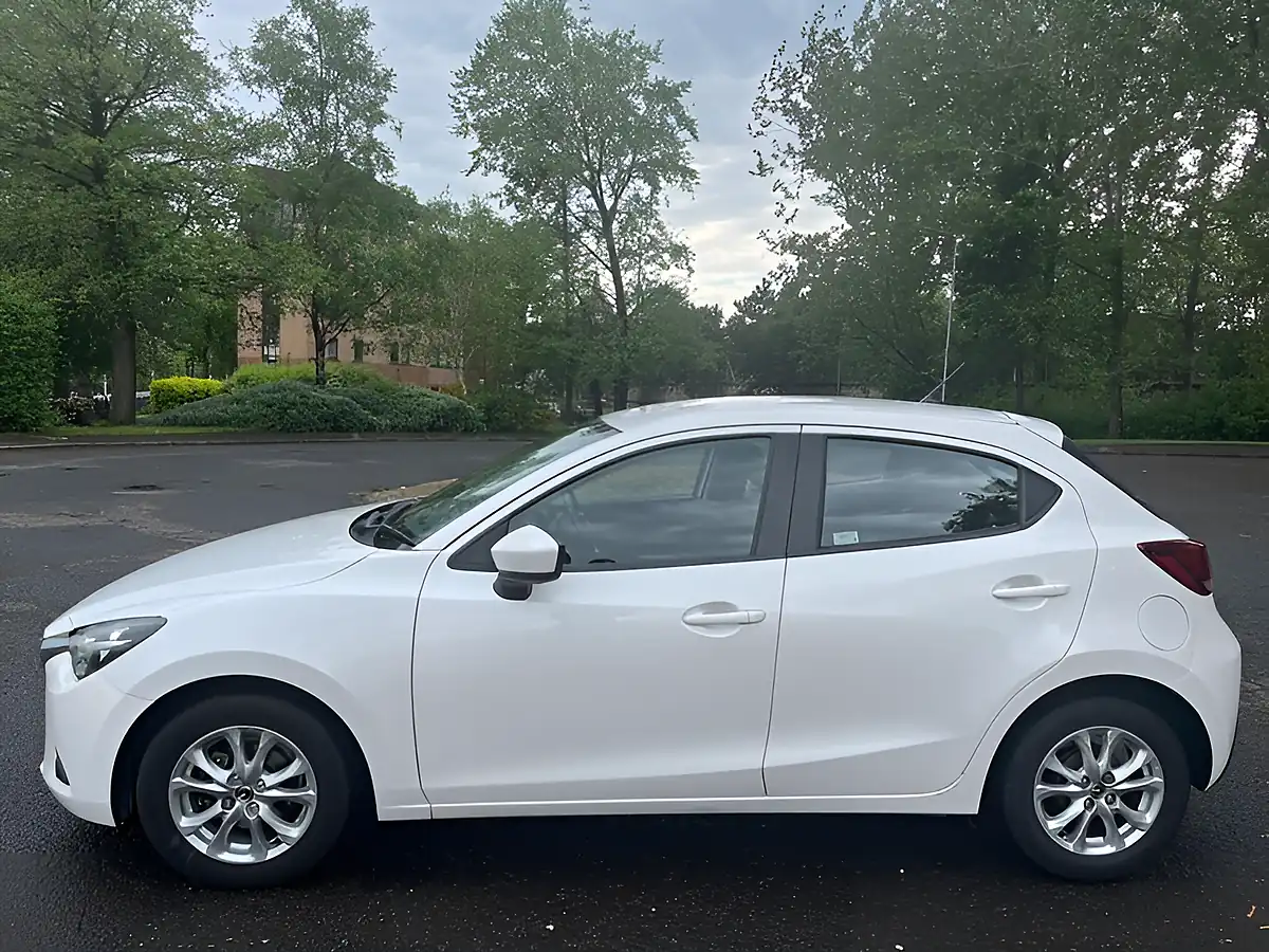 Used 2018 Mazda 2 Se-L Nav Snowflake White - Interior and Exterior details 5