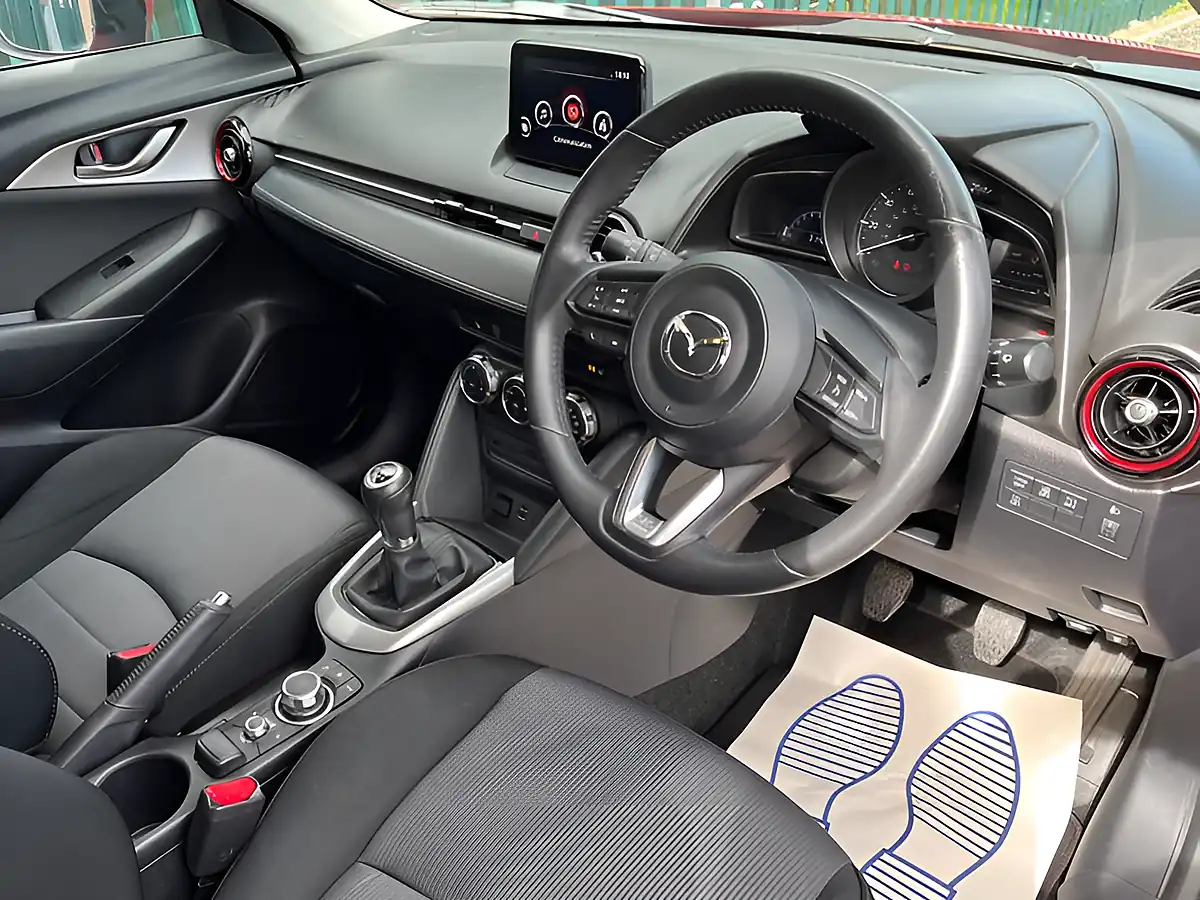 Used 2018 Mazda CX-3 Se-L Nav Red - Interior and Exterior details 9