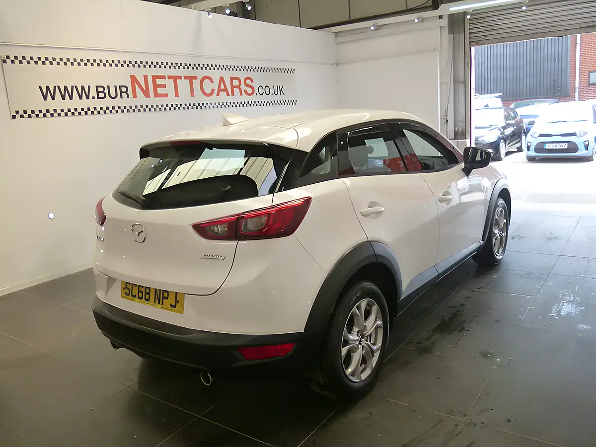 Used 2018 Mazda CX-3 Se Nav Plus White - Interior and Exterior details 8