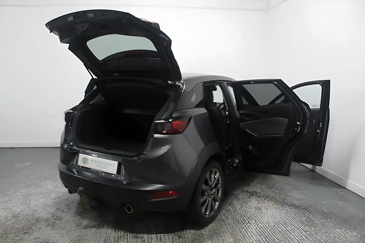 Used 2018 Mazda CX-3 Sport Nav+ Grey - Interior and Exterior details 11