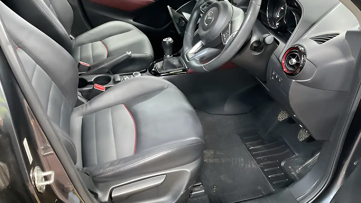 Used 2018 Mazda CX-3 Sport Nav Grey - Interior and Exterior details 5