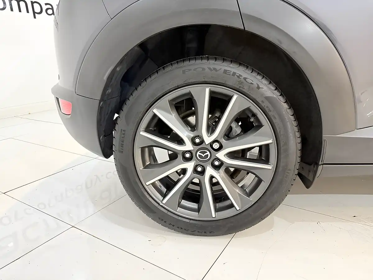 Used 2018 Mazda CX-3 Sport Nav Grey - Interior and Exterior details 10