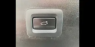 Used 2018 Mazda CX-5 Sport Nav+ Blue - Interior and Exterior details 12