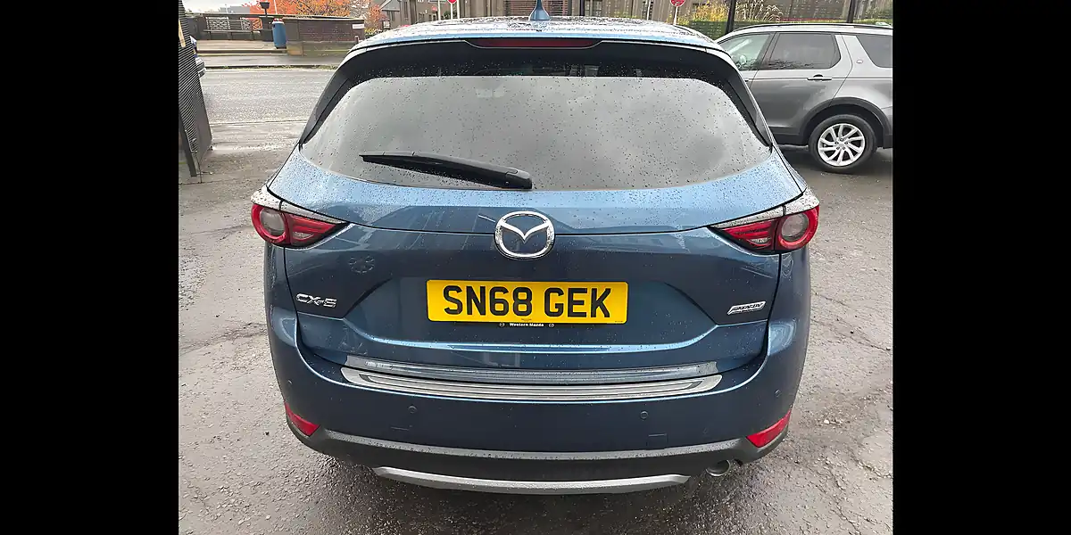 Used 2018 Mazda CX-5 Sport Nav+ Blue - Interior and Exterior details 5