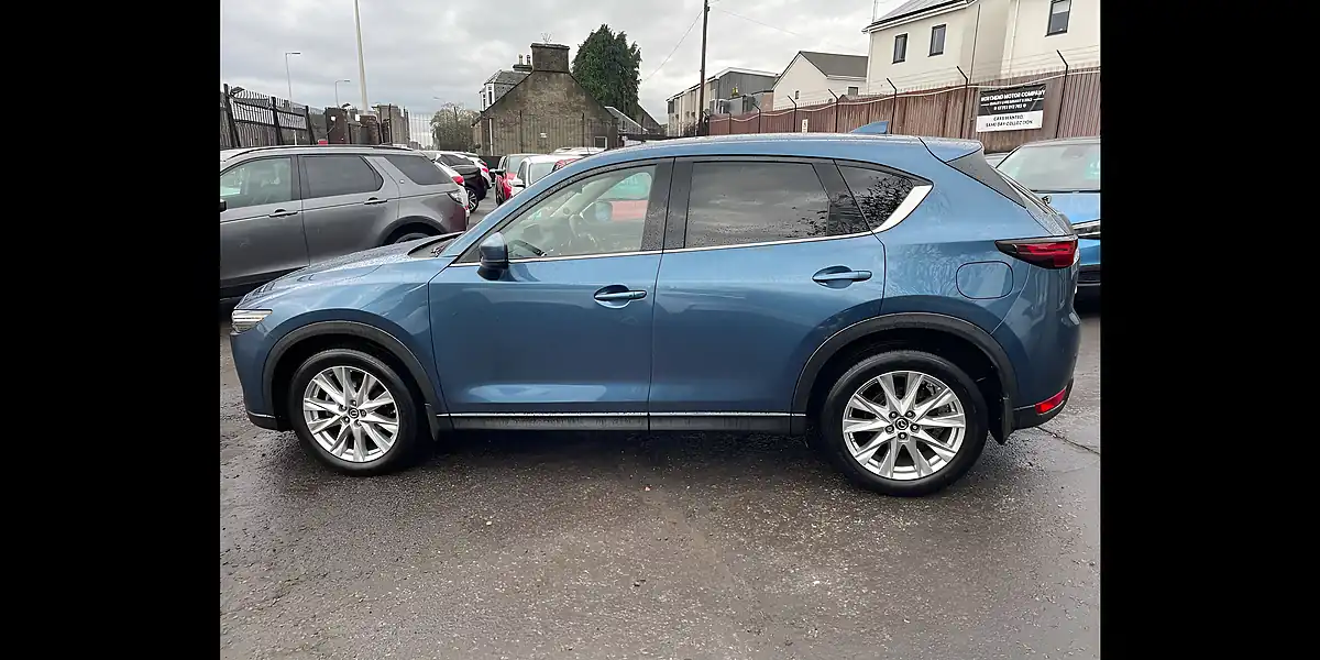 Used 2018 Mazda CX-5 Sport Nav+ Blue - Interior and Exterior details 7