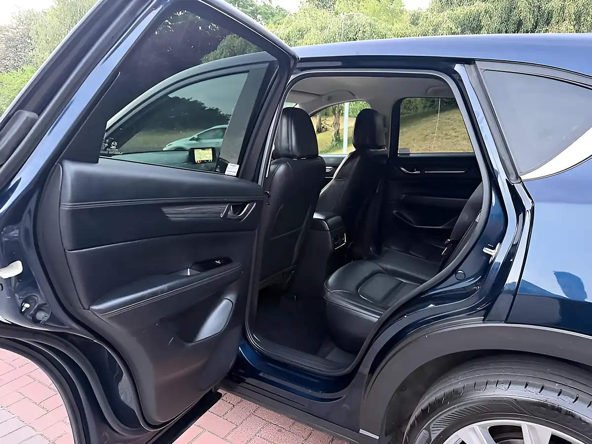 Used 2018 Mazda CX-5 Sport Nav+ Blue - Interior and Exterior details 15