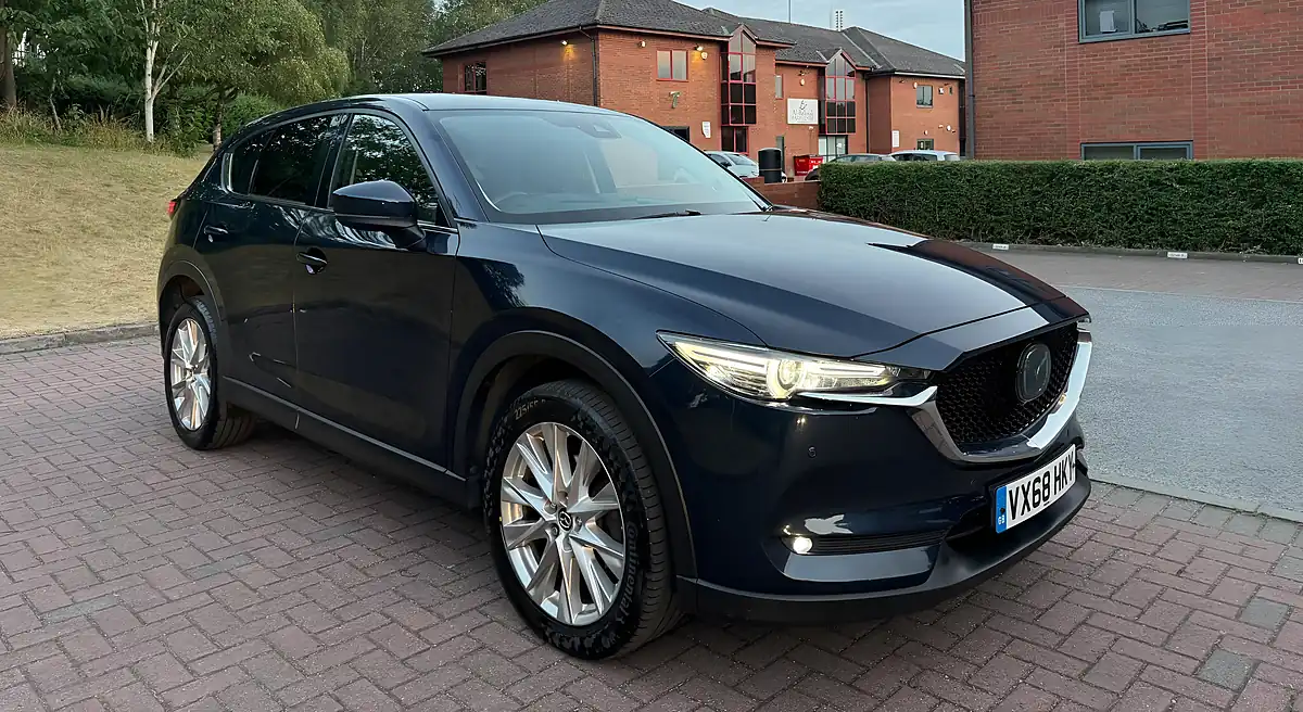 Used 2018 Mazda CX-5 Sport Nav+ Blue - Interior and Exterior details 5
