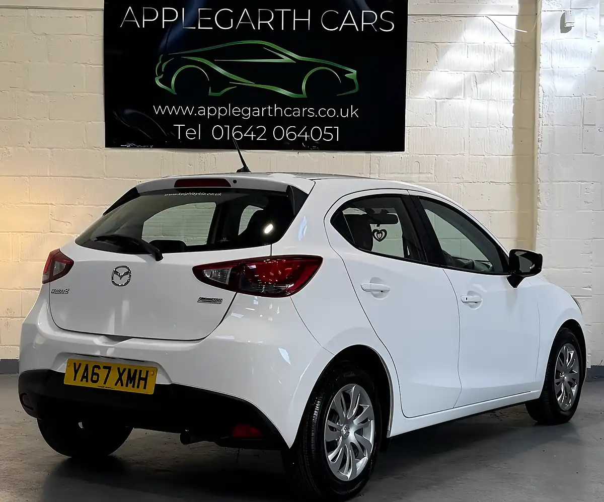 Used 2018 Mazda Mazda2 Se White - Interior and Exterior details 3