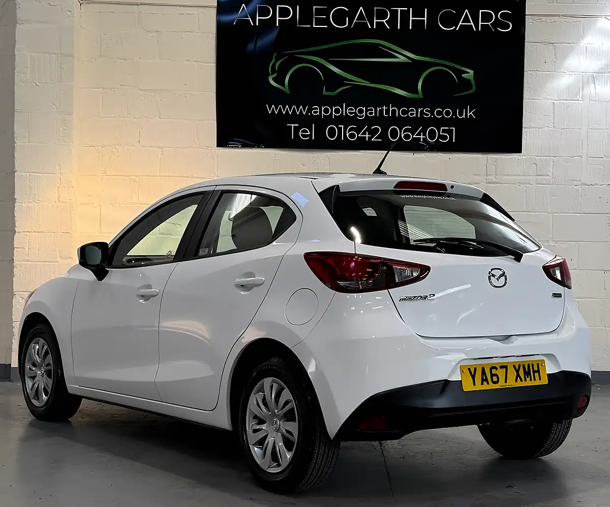 Used 2018 Mazda Mazda2 Se White - Interior and Exterior details 5
