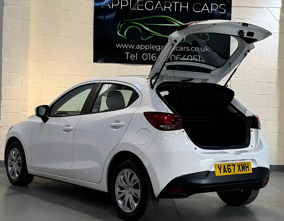 Used 2018 Mazda Mazda2 Se White - Interior and Exterior details 6