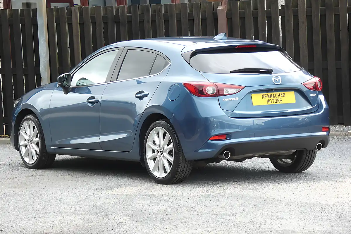 Used 2018 Mazda Mazda3 Sport Nav Blue - Interior and Exterior details 4