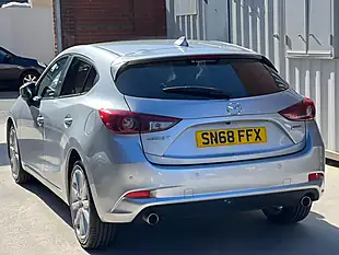Used 2018 Mazda Mazda3 Sport Nav Silver - Interior and Exterior details 11