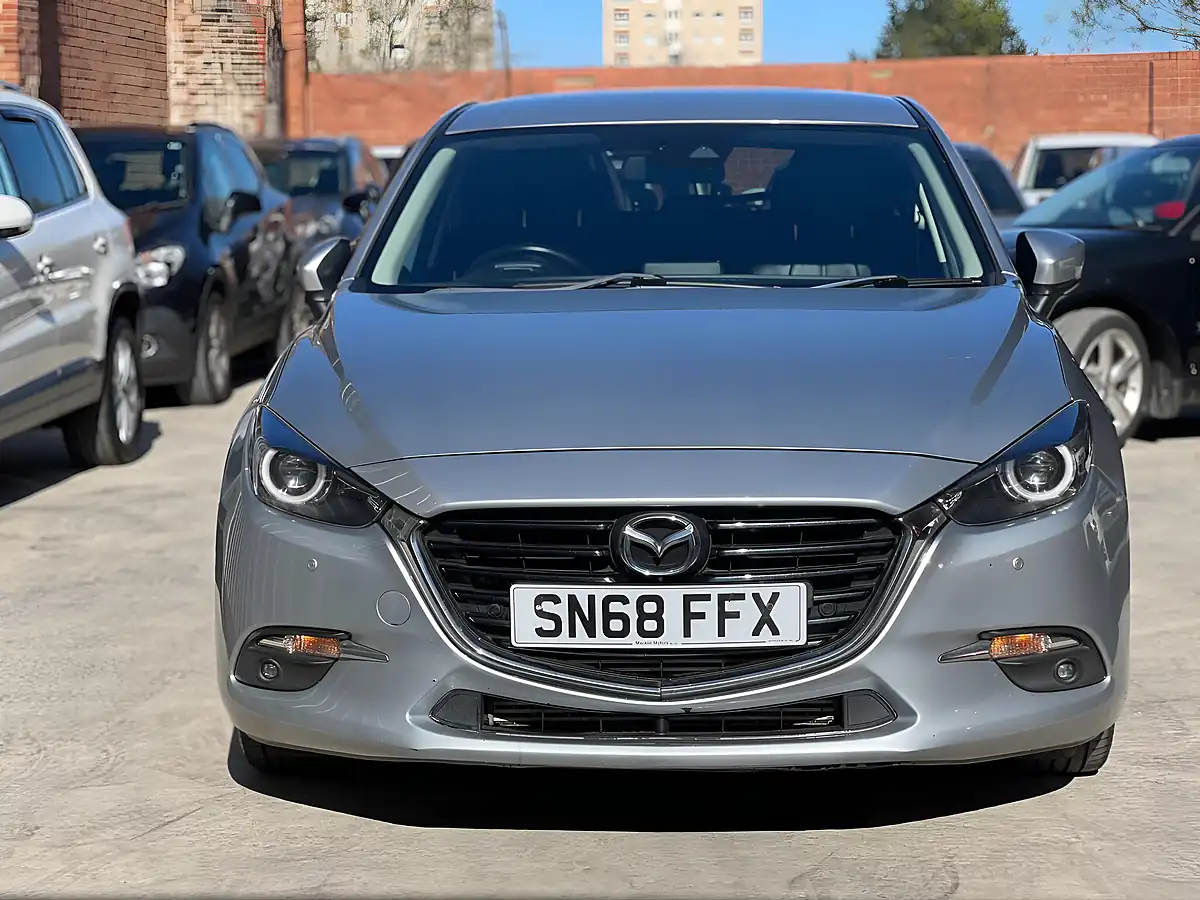 Used 2018 Mazda Mazda3 Sport Nav Silver - Interior and Exterior details 3