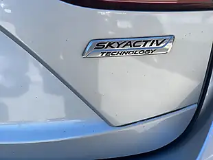 Used 2018 Mazda Mazda3 Sport Nav Silver - Interior and Exterior details 8
