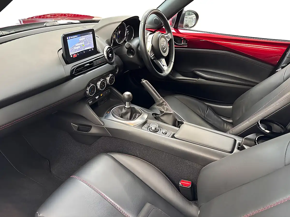 Used 2018 Mazda MX-5 Rf Sport Nav+ Red - Interior and Exterior details 11