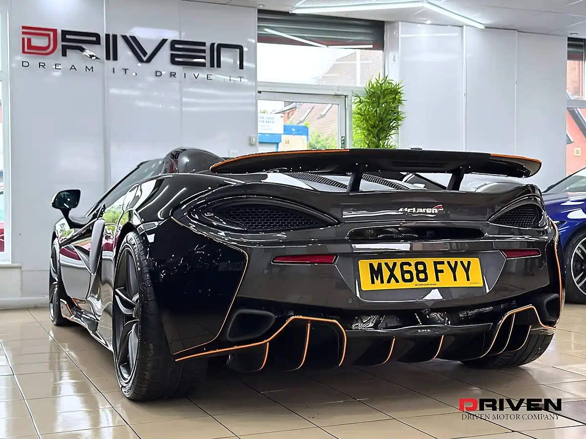 Used 2018 Mclaren 570S Spider Black - Interior and Exterior details 11