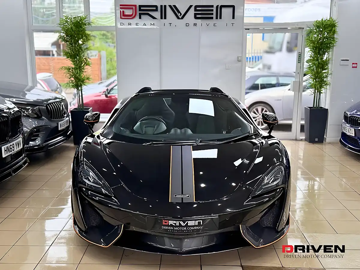 Used 2018 Mclaren 570S Spider Black - Interior and Exterior details 2