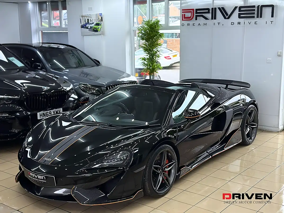 Used 2018 Mclaren 570S Spider Black - Interior and Exterior details 3