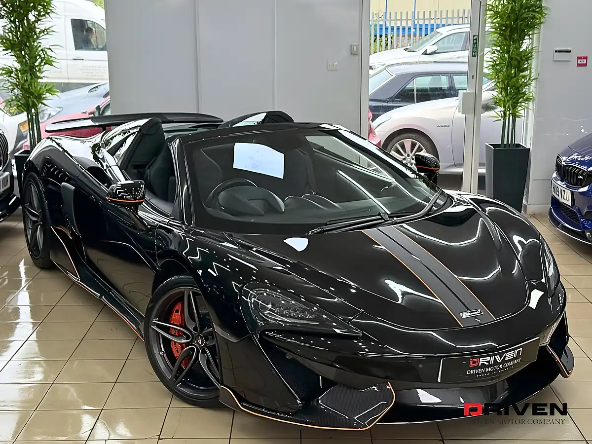 Used 2018 Mclaren 570S Spider Black - Interior and Exterior details 8