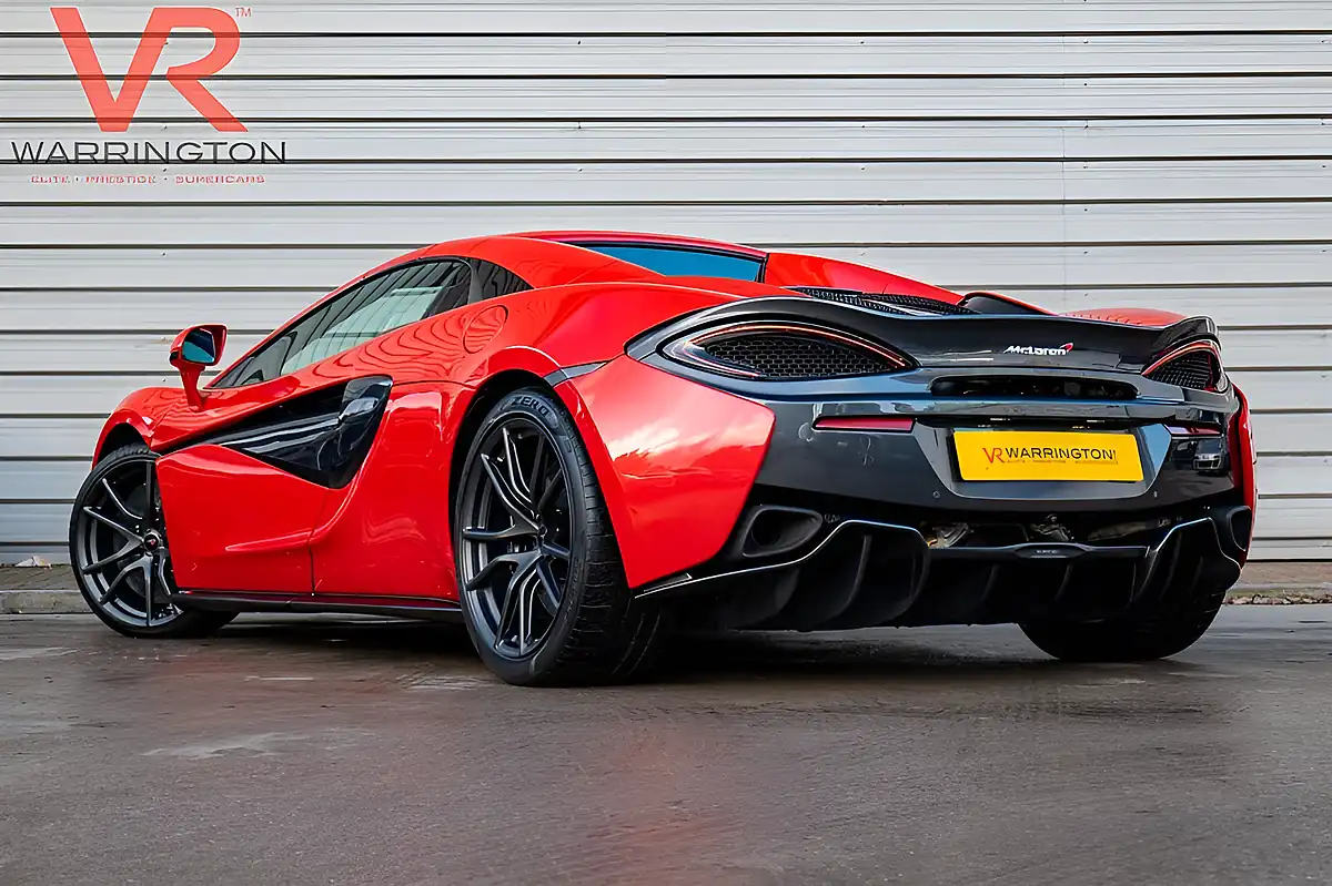 Used 2018 Mclaren 570s Spider Vermillion Red - Interior and Exterior details 13