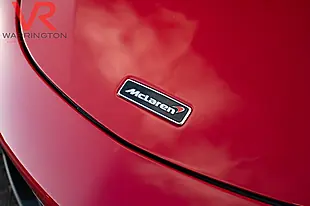 Used 2018 Mclaren 570s Spider Vermillion Red - Interior and Exterior details 5
