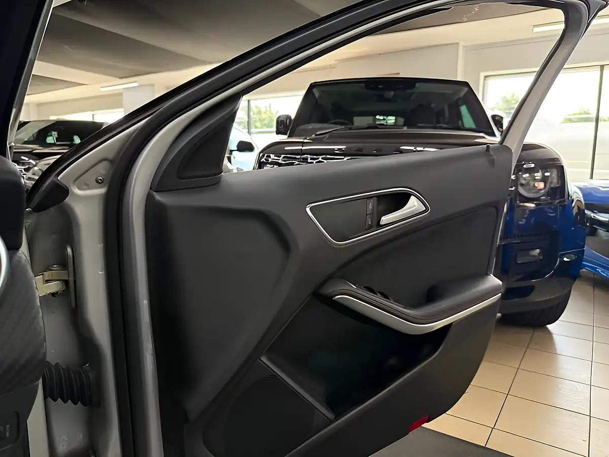 Used 2018 Mercedes-Benz a-Class AMG Line [2X Services & Sat Nav] Silver - Interior and Exterior details 20