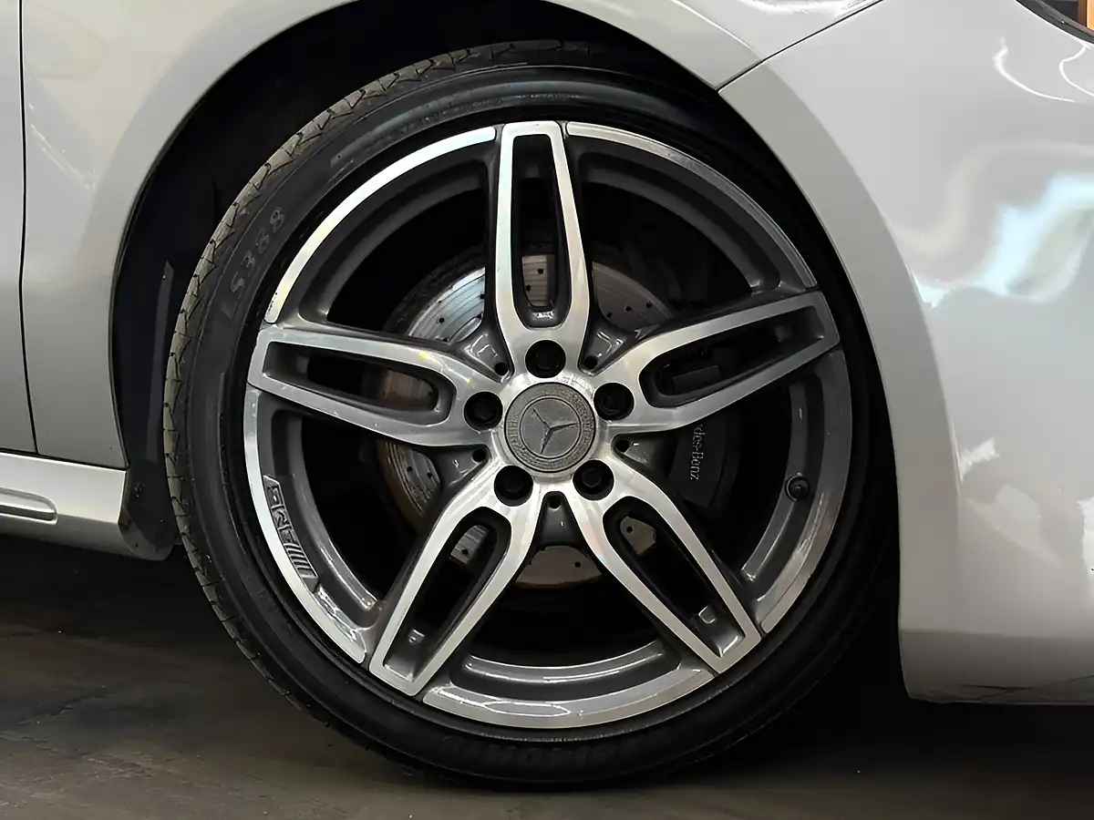 Used 2018 Mercedes-Benz a-Class AMG Line [2X Services & Sat Nav] Silver - Interior and Exterior details 5
