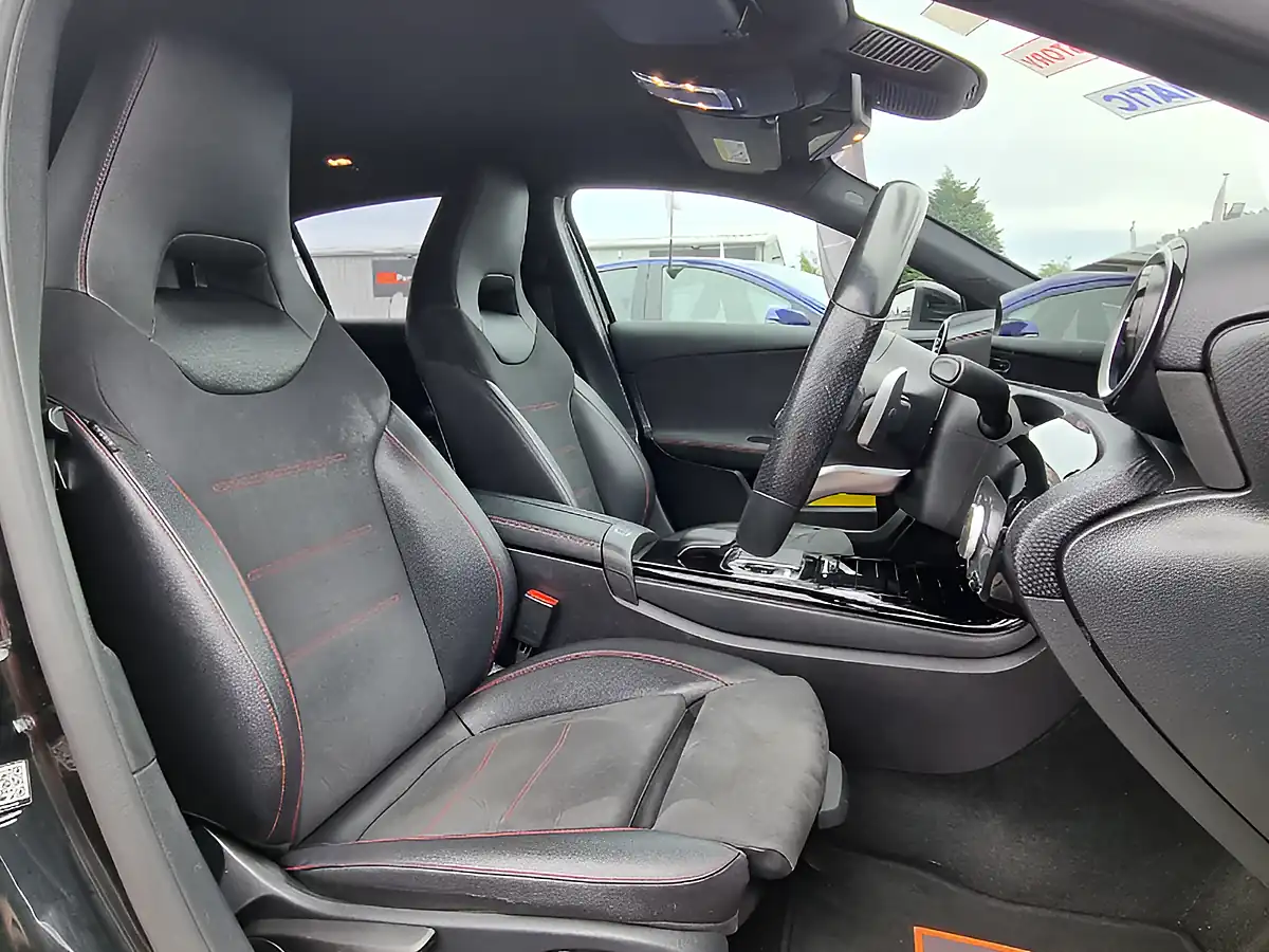 Used 2018 Mercedes-Benz a Class AMG Line (executive) Black - Interior and Exterior details 7