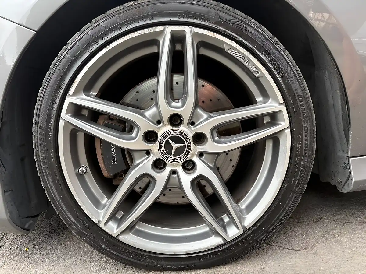 Used 2018 Mercedes-Benz a Class AMG Line (premium) Grey - Interior and Exterior details 20
