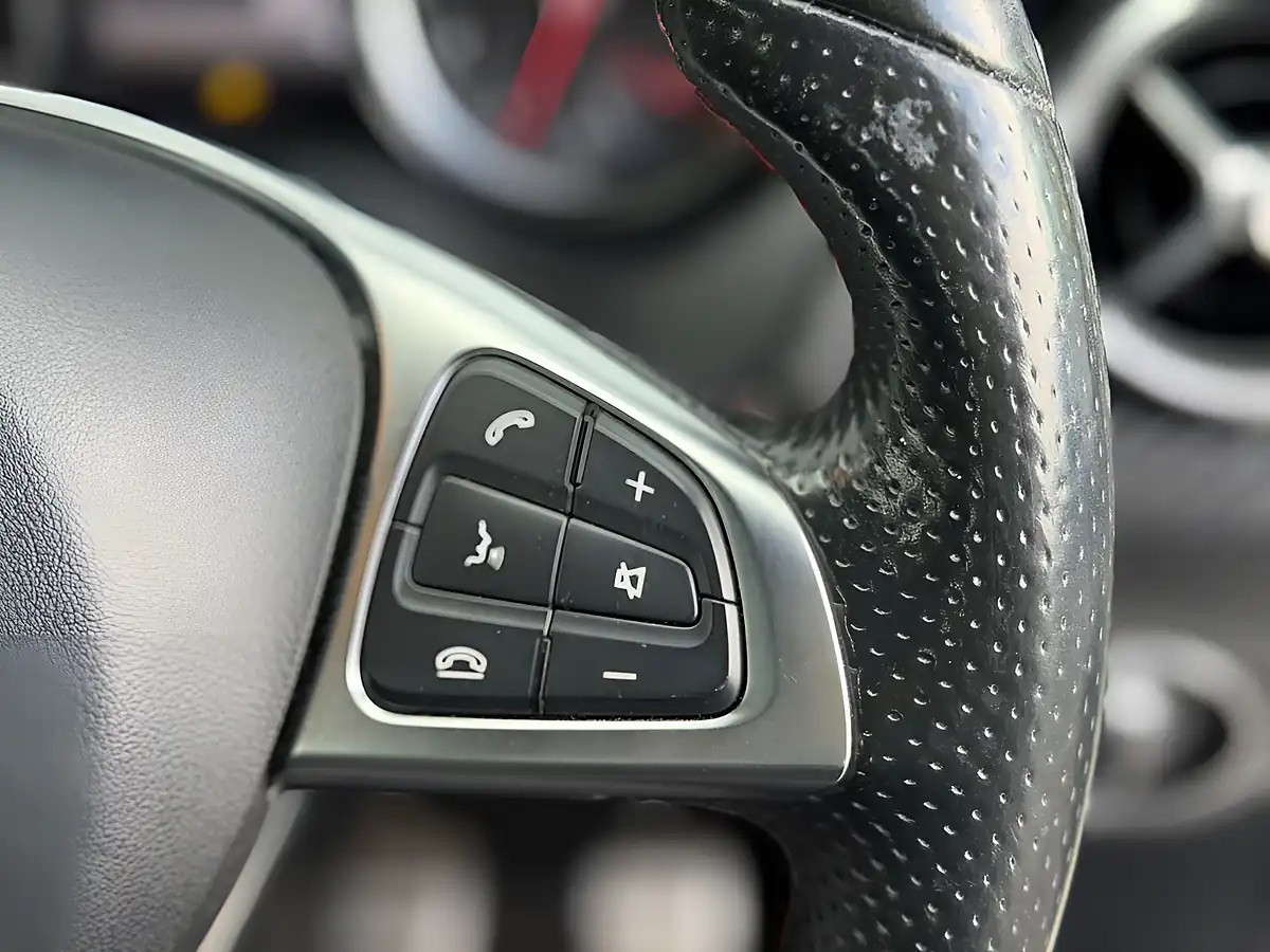 Used 2018 Mercedes-Benz a Class AMG Line (premium) White - Interior and Exterior details 19