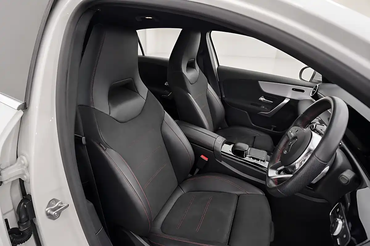 Used 2018 Mercedes-Benz a Class AMG Line (premium) White - Interior and Exterior details 8
