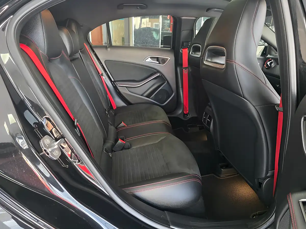 Used 2018 Mercedes-Benz a Class Premium Black - Interior and Exterior details 7