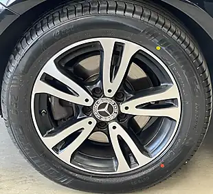 Used 2018 Mercedes-Benz a-Class Se Black - Interior and Exterior details 11