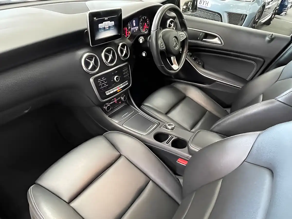 Used 2018 Mercedes-Benz a-Class Se Black - Interior and Exterior details 15