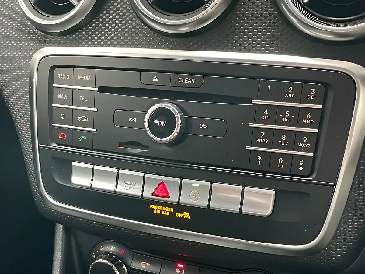 Used 2018 Mercedes-Benz a-Class Se Black - Interior and Exterior details 20