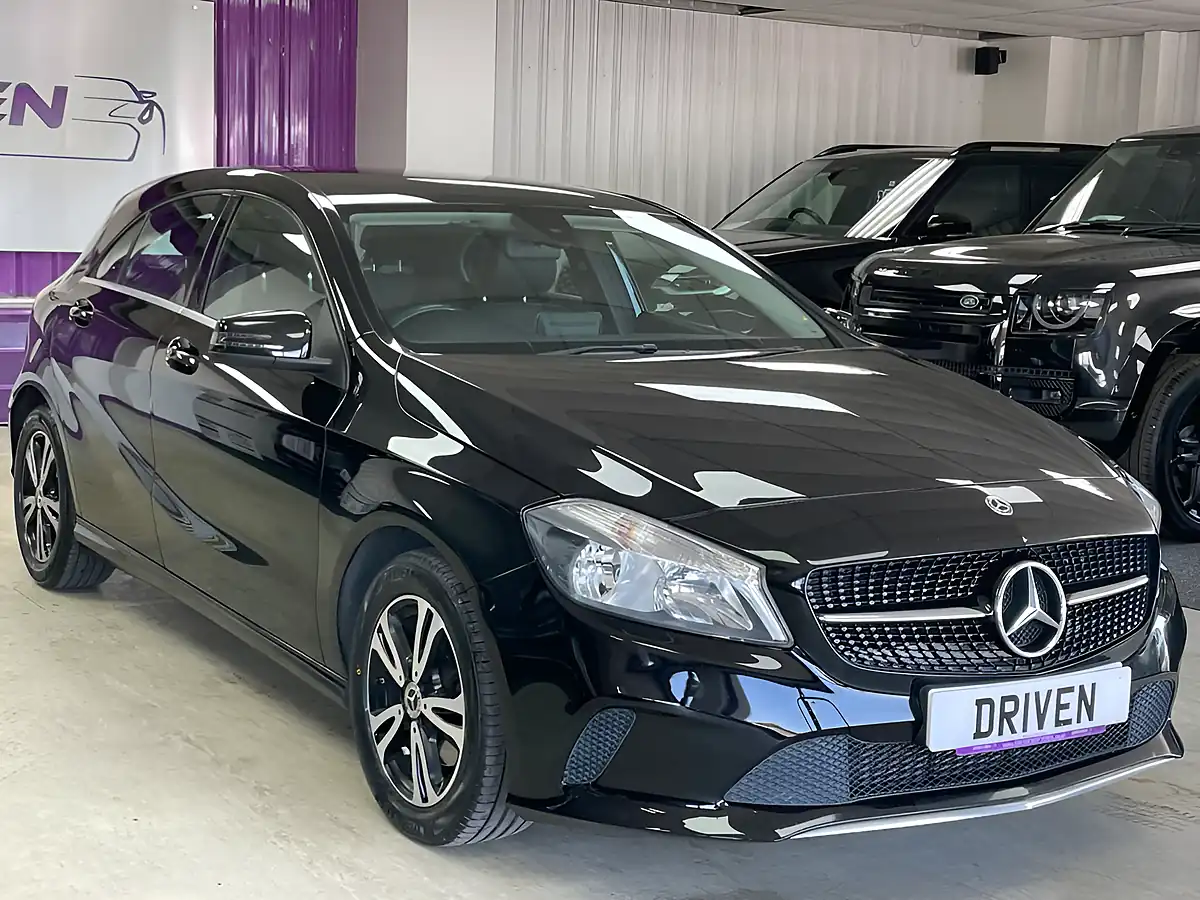 Used 2018 Mercedes-Benz a-Class Se Black - Interior and Exterior details 3